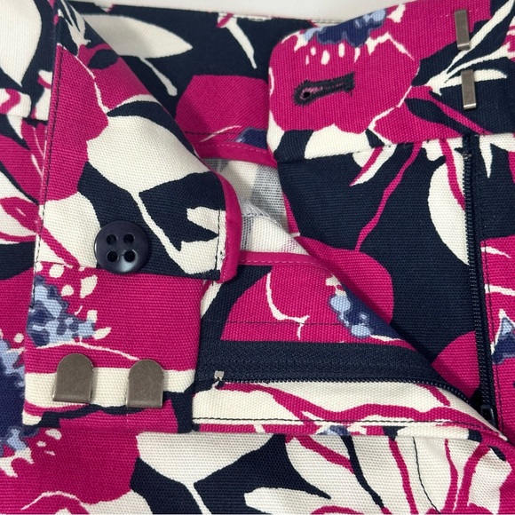 TALBOTS Women's Stretch 5" Short Size 4 NWT Pink Blue White Floral - Picture 7 of 12